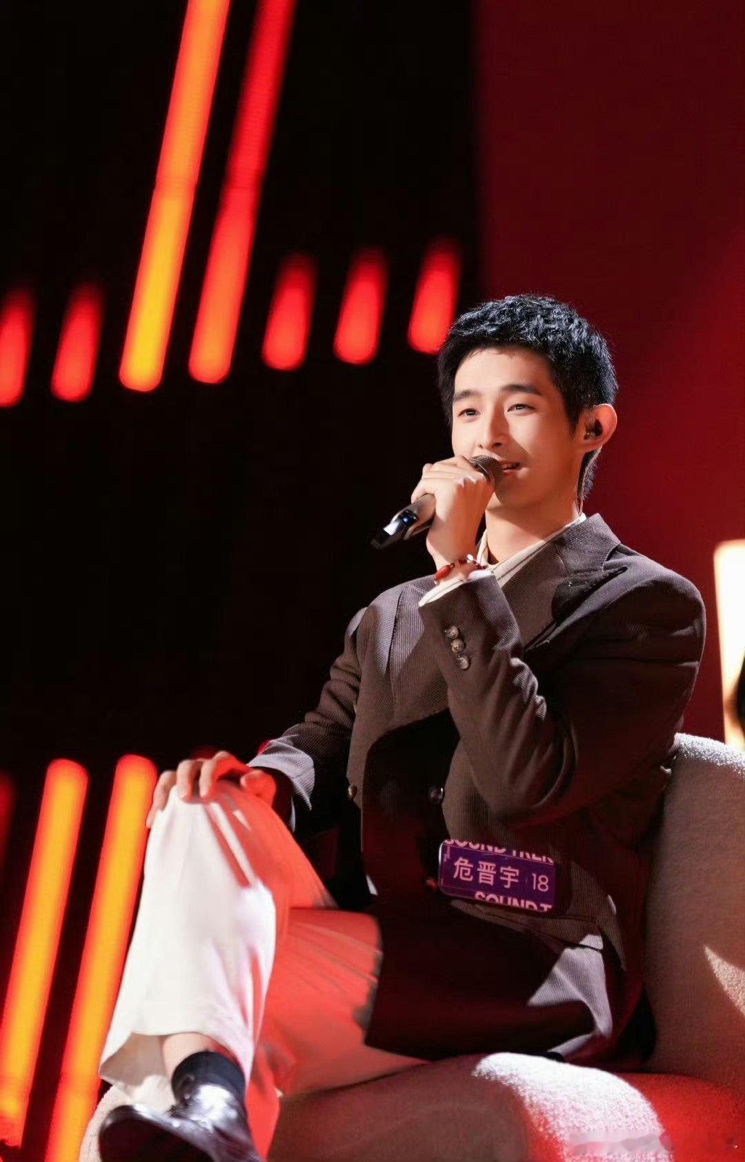 檀健次恭喜危晋宇夺冠檀健次恭喜危晋宇声鸣远扬夺冠，一整个梦幻联动了，未来继续闪闪