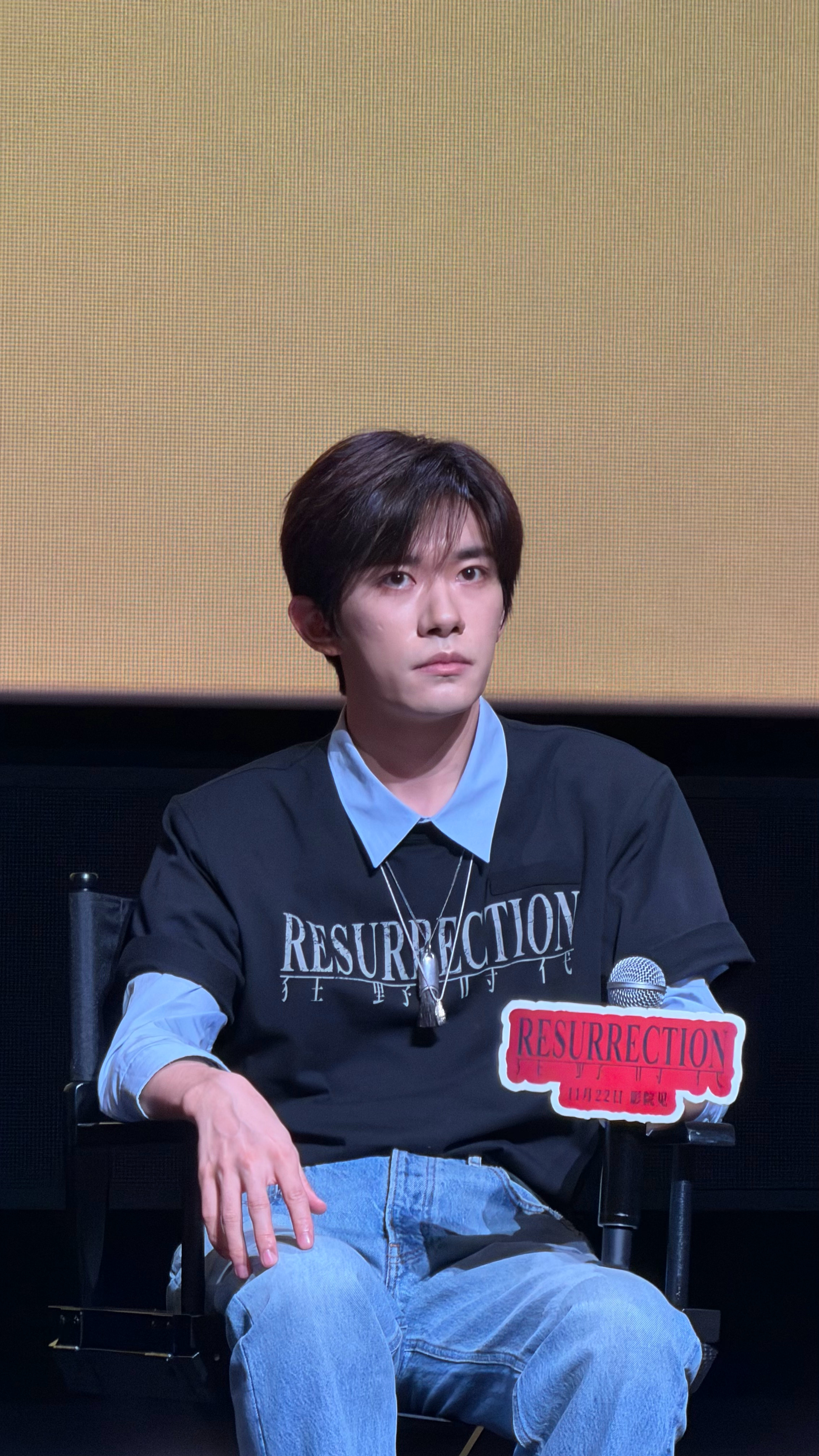 三刷电影。谢谢片方送票。 今天终于上映了。 160分钟的极致美学镜头过后。一抬头