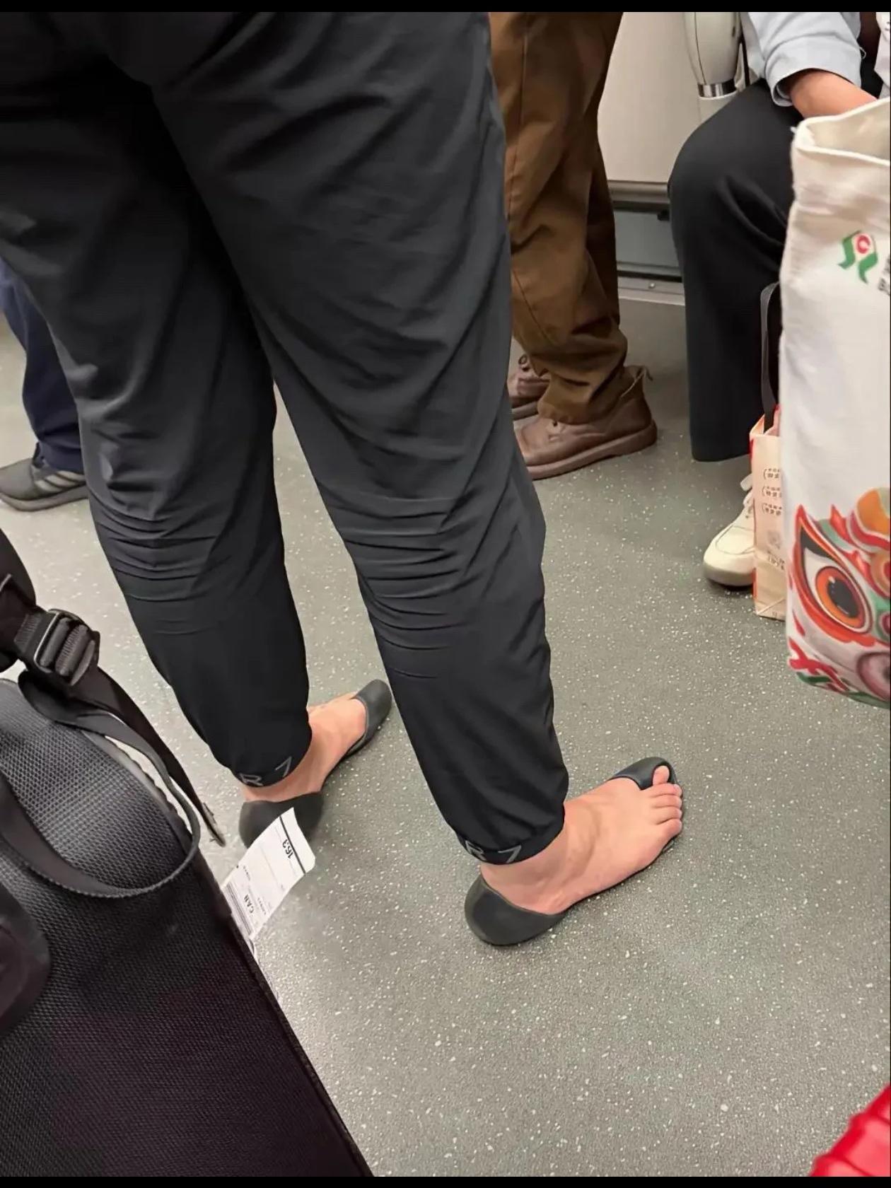 这是什么牌子的鞋？