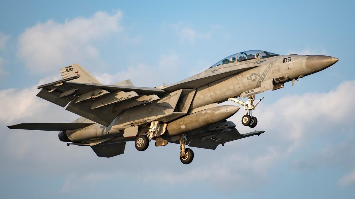 有消息称，美国已经批准将澳大利亚的41架 F/A-18大黄蜂战斗机转移到乌克兰,