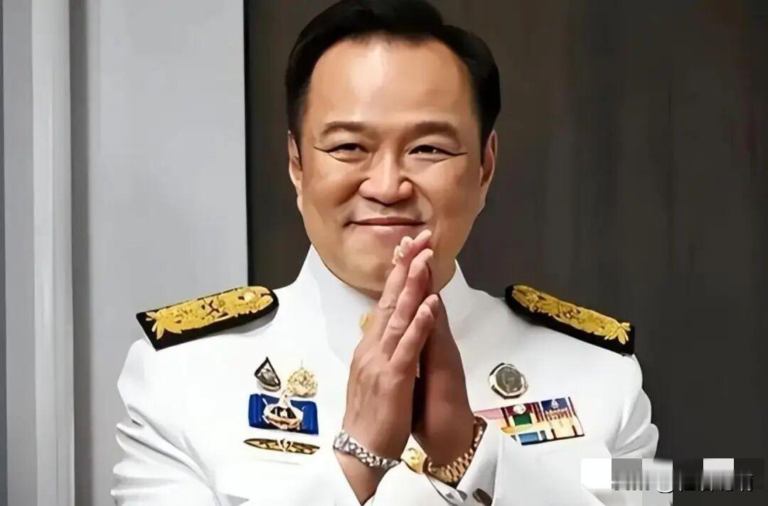 调停失败，泰军公布目标，要把柬埔寨彻底打残，中方送泰柬两句话
最近，泰柬边境又打