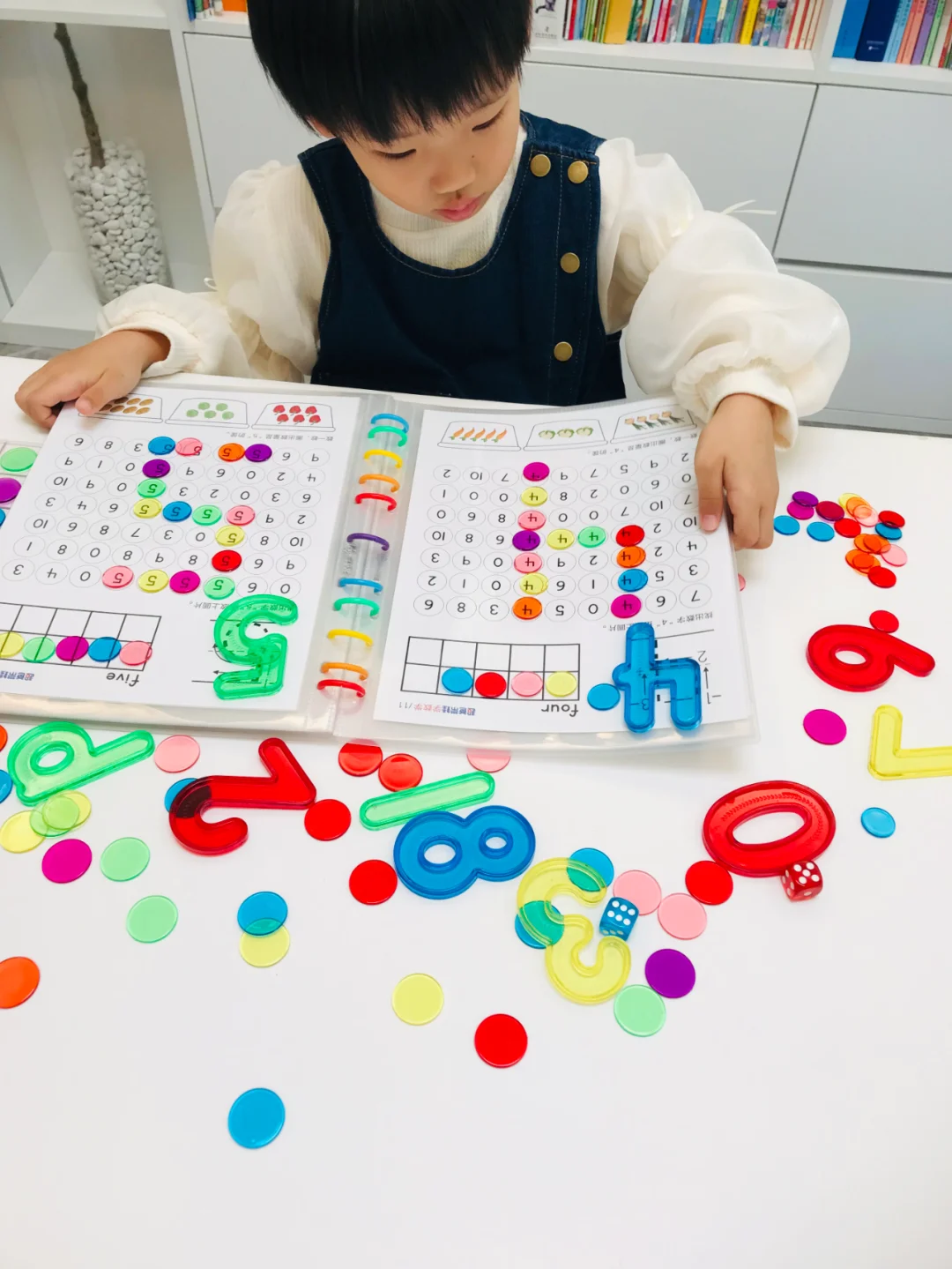 小班宝宝学习数学启蒙，真的超爱哦