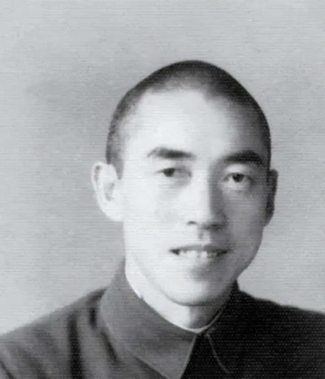 1949年国军一少将归顺解放军，自述1924年入党，并称可向潘汉年核实他的身份！