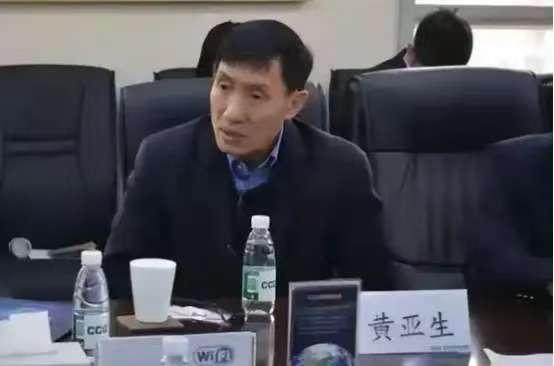在网上看到“中国拿什么挑战美国”这个标题，很多人第一反应是兴奋，觉得这是民族自信