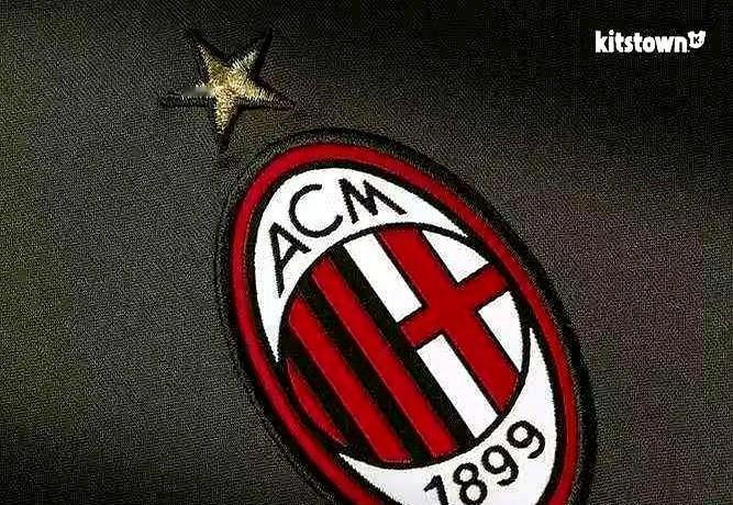 意甲保级生死线，根本不是34分。
萨勒尼塔纳已经沉底。
现在，弗罗西诺内、乌迪内