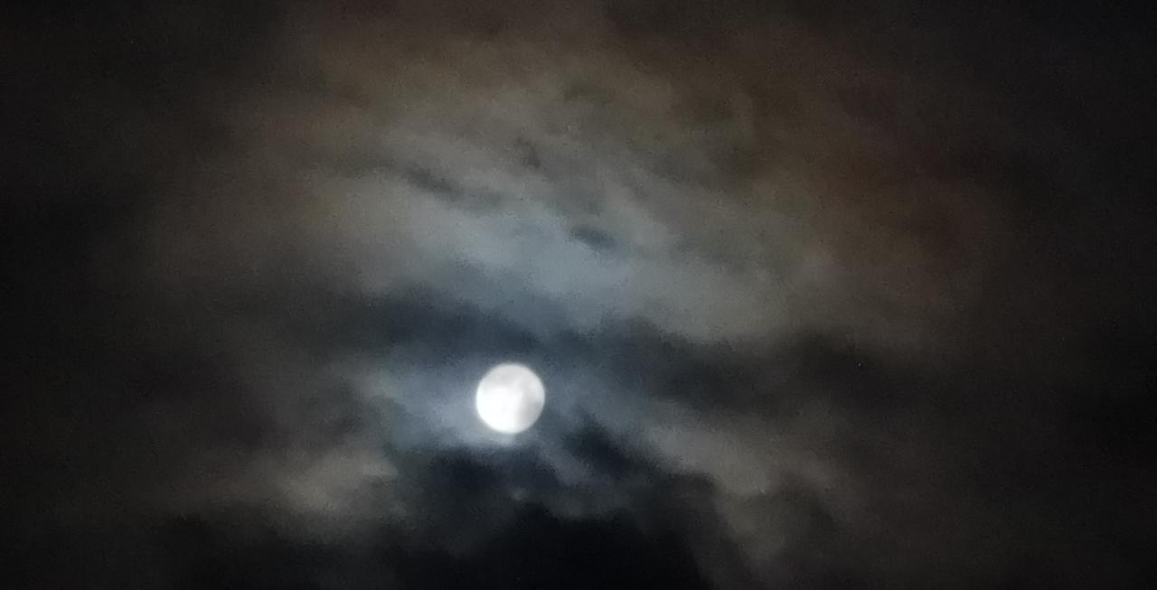 据说今晚是月全食，倒计时