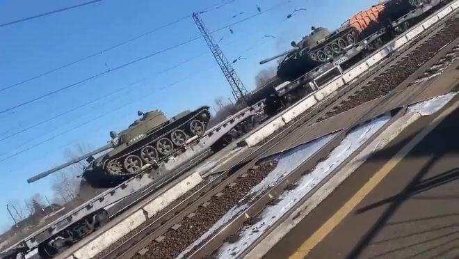 作为欧洲 EUMAM 合作的一部分，丹麦与荷兰和德国合作，向乌克兰捐赠了约 10