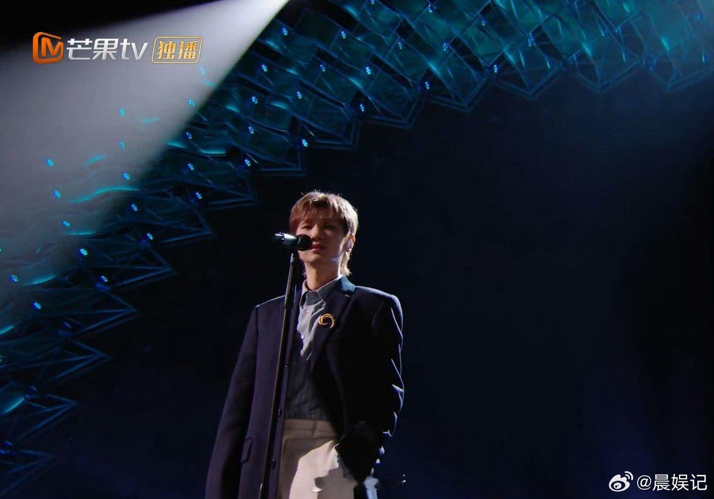 去年是猜今年是猜不透 汪苏泷希林娜依·高的音乐连续剧太好哭！去年甜到齁的《猜》，