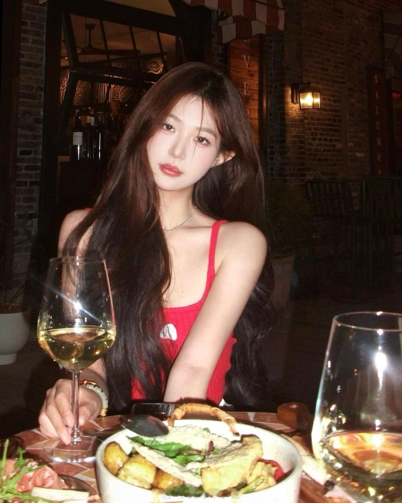 🥂 ​​​