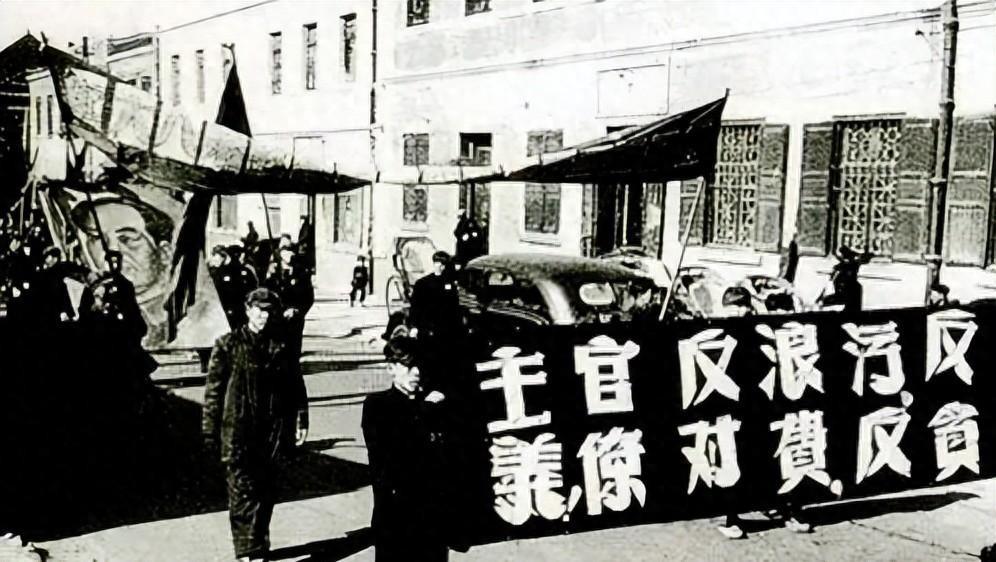 1952年，有人举报陈赓存在问题，余秋里却坚信这绝无可能，你是否同意他的看法？