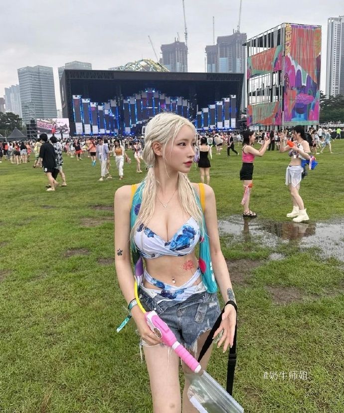 音乐节打水枪 ​​​