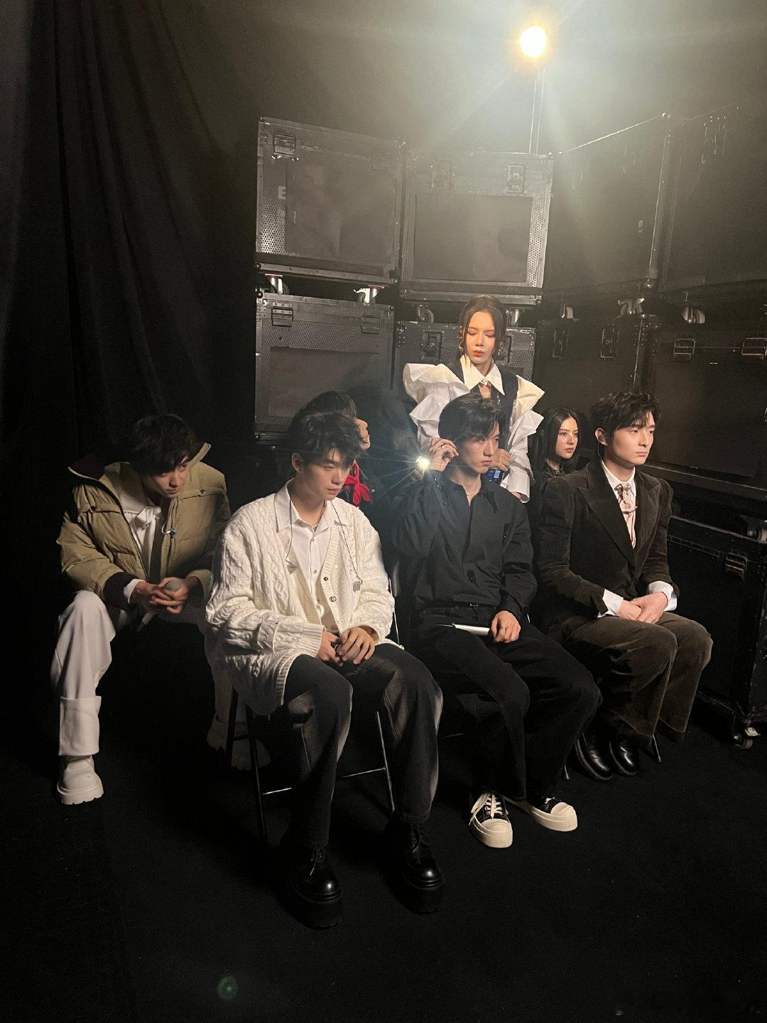 那英刚劝芒果就安排上了声鸣远扬 被芒果狠狠圈粉！那英一句搞男团的建议，声鸣远扬七