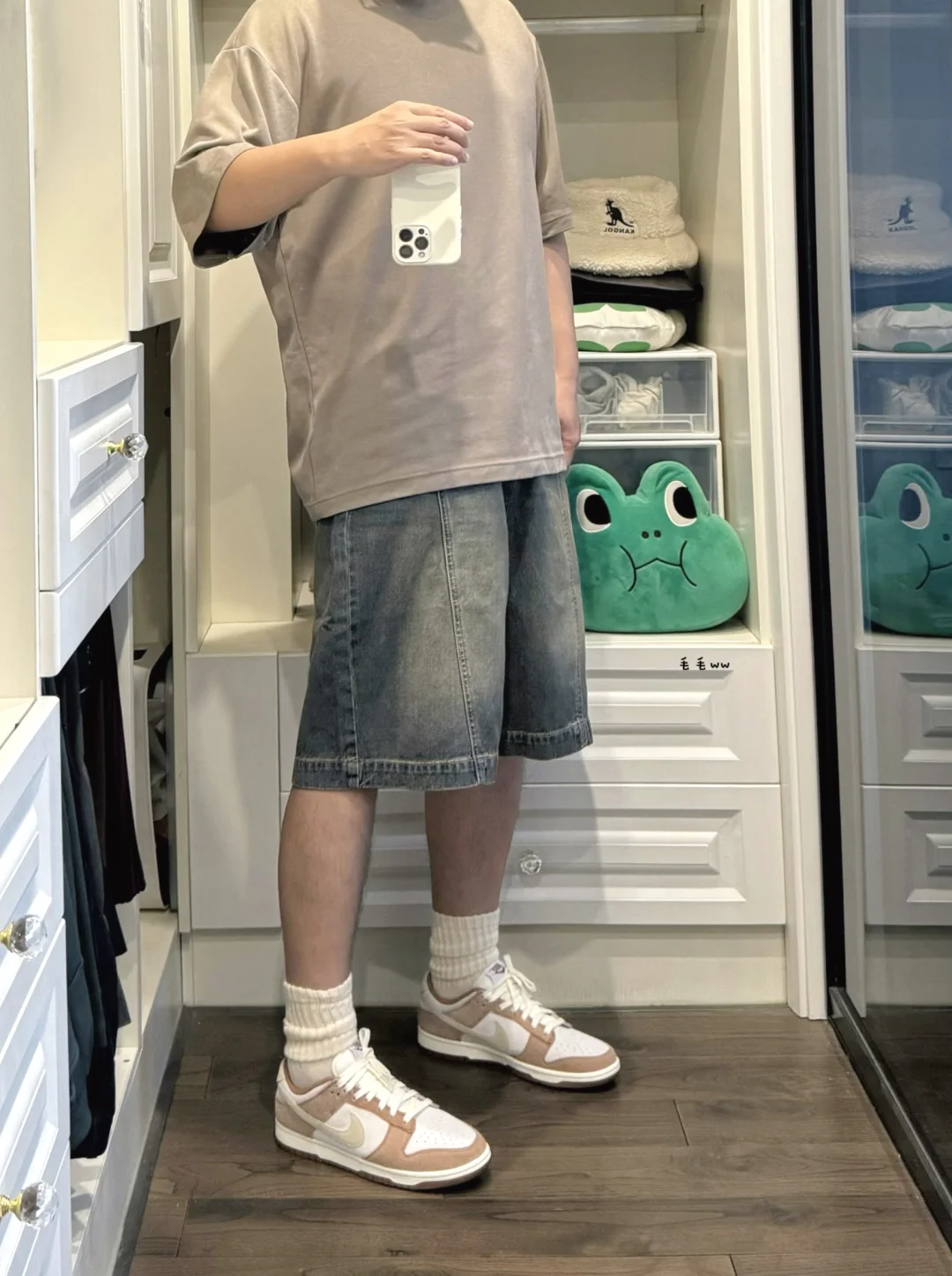 泥染牛仔｜短裤穿搭