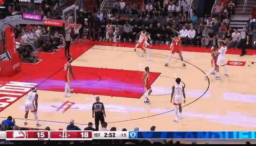 亚历山大沃克的贴防还是那么有压迫感nba ​​​