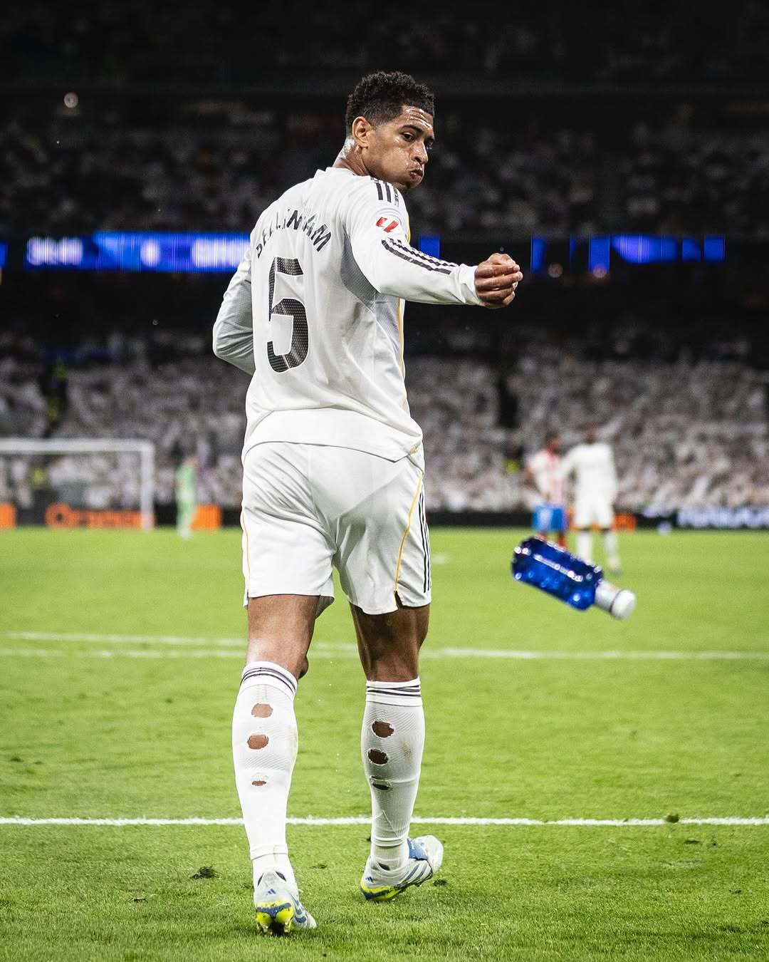 皇马皇马 背影·龟贝熊鹰 笨拙比心的82姆巴佩 贝林厄姆 维尼修斯 巴尔韦德 