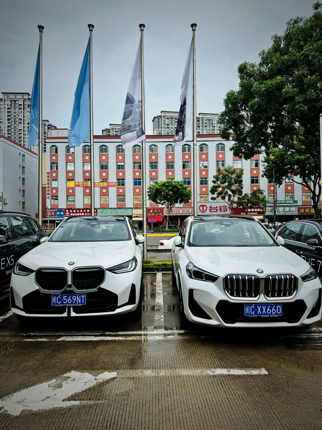 纳闷了！为啥会有人纠结选X1还是X3呢？