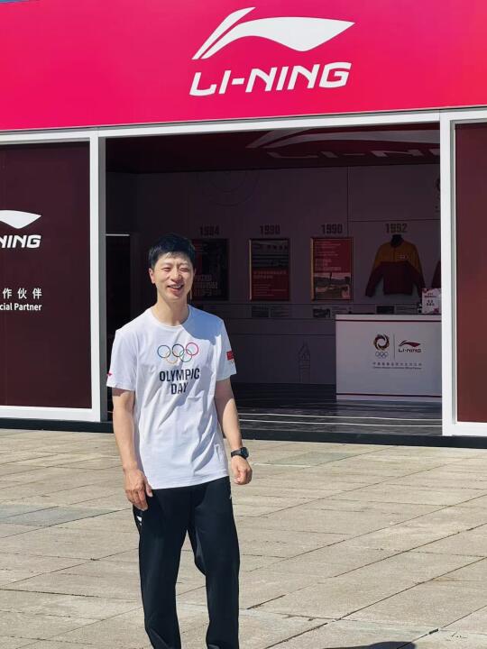 也是见到新鲜热乎的马龙了