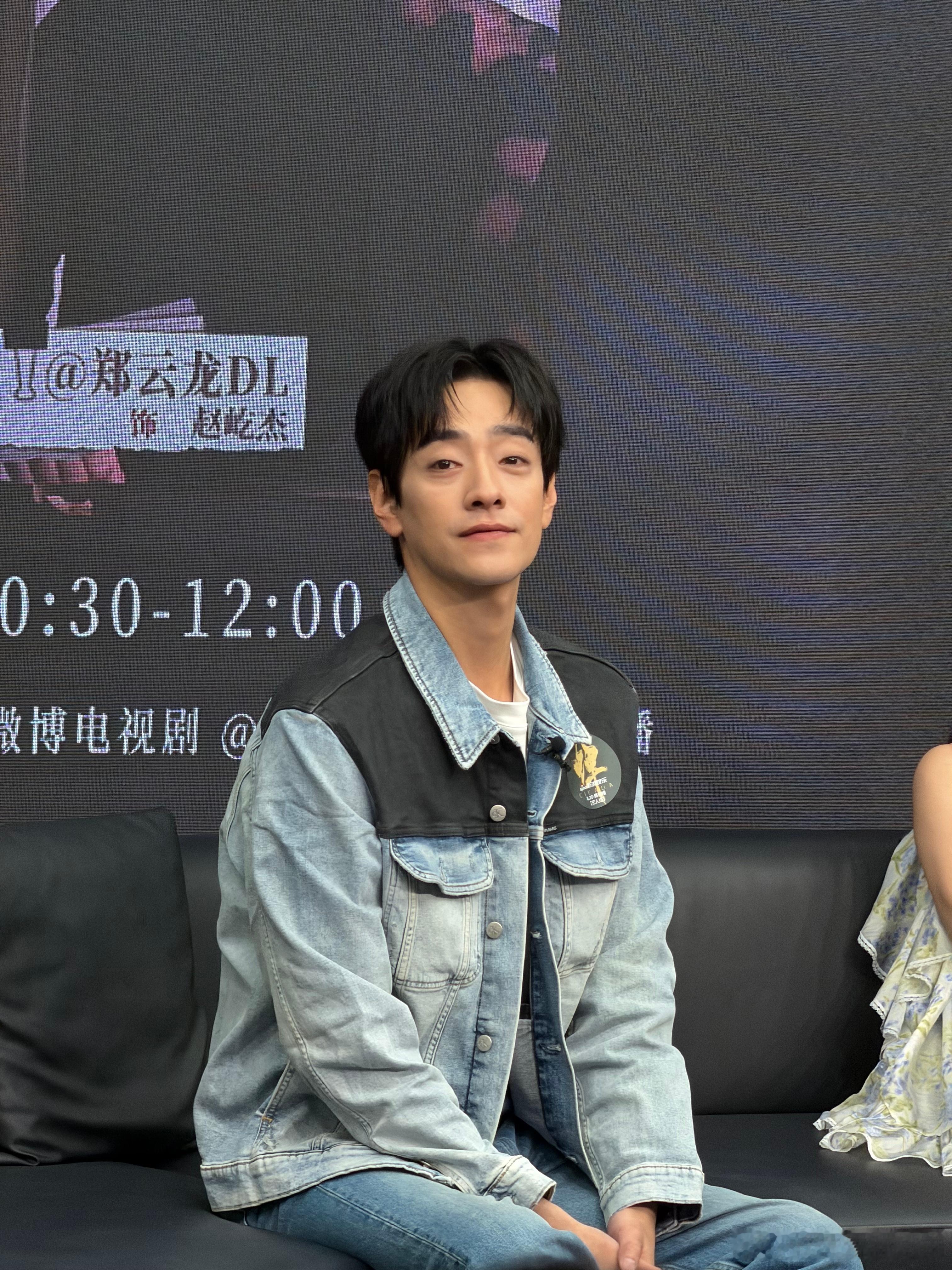 郑云龙一张口一股卷大葱味 谁能想到高雅的舞台剧演员，演起甄嬛传名场面居然这么接地