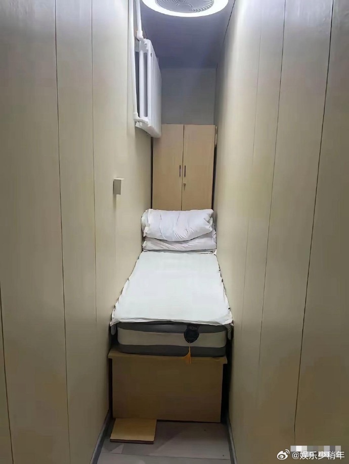 北京核心商业区，500元/月超值租！黄金地段，人潮汹涌，商机无限。低成本入驻，开