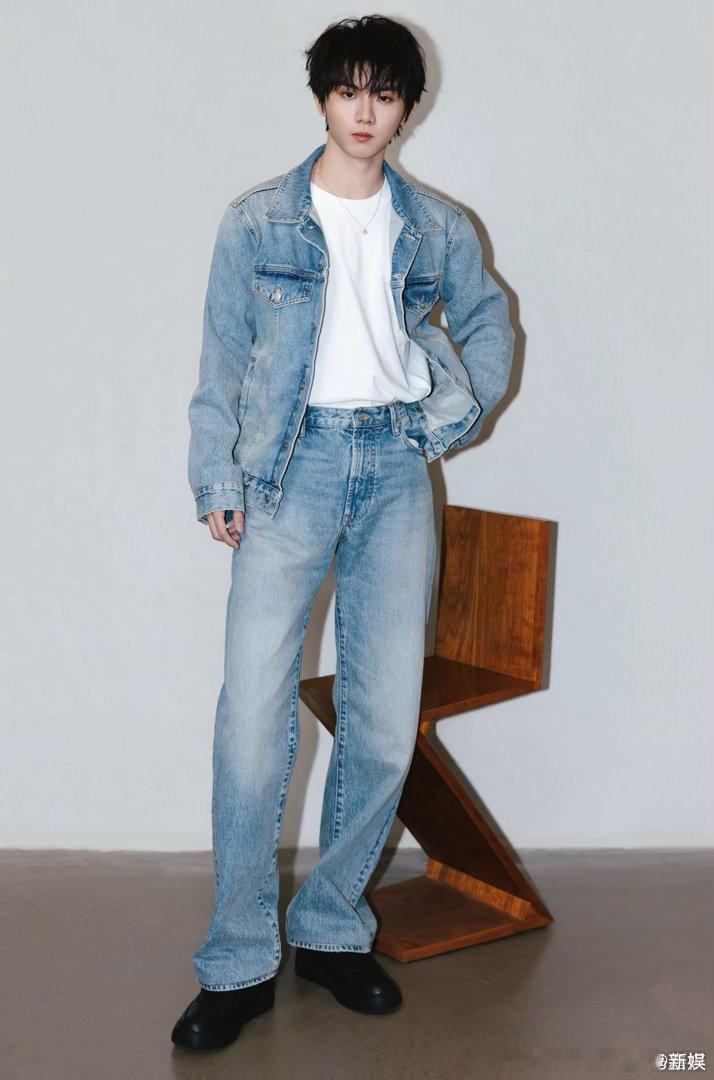 马嘉祺牛仔cool 马嘉祺牛仔大片马嘉祺晒出牛仔大片，就一个字：cool~本来就