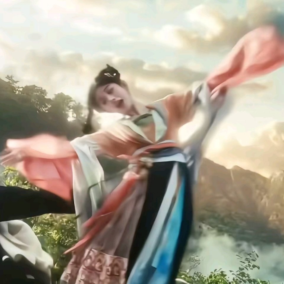 阿黛“我新学的 像蝴蝶像孔雀” 