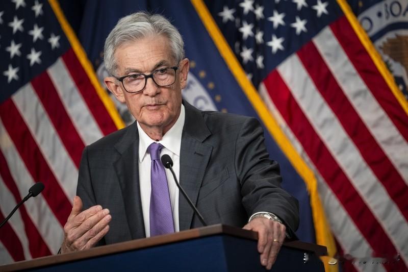 美联储货币政策会在12月继续降息吗？票委分歧引发广泛关注。
11月政策会议，美联