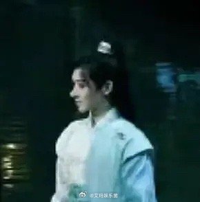 能看出这张糊图是谁吗[思考] ​​​