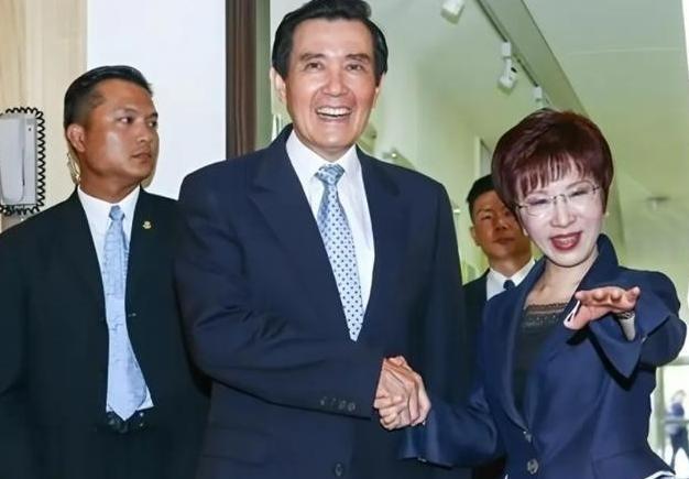 台湾国民党其实分两派：其一，是亲美派以马英九朱立伦为代表承认“九二共识”！他们跟