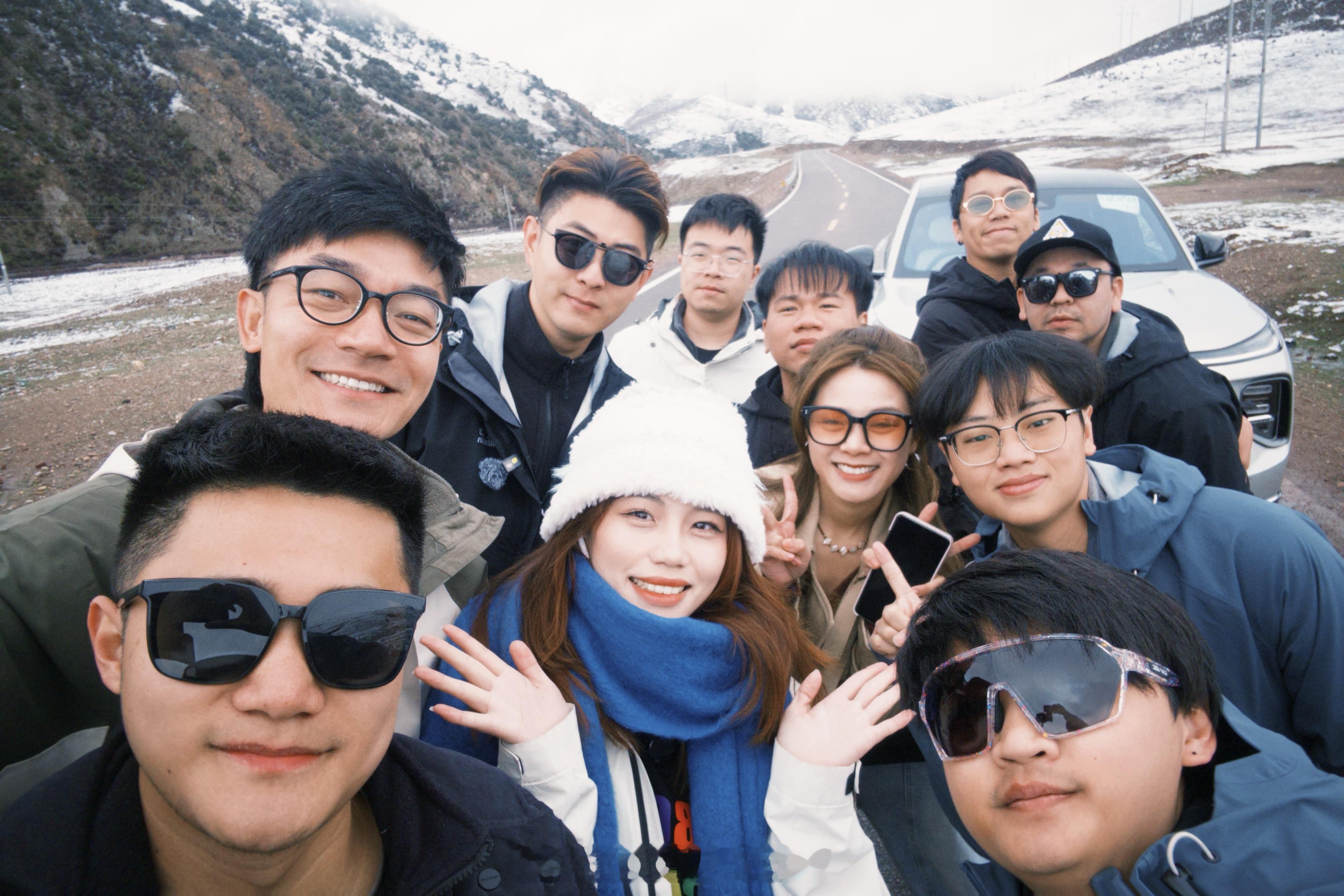群山巍峨，青褐洁白🏔️我们开到雪山之巅啦！启源Q07勇闯317天花板考场车黎子