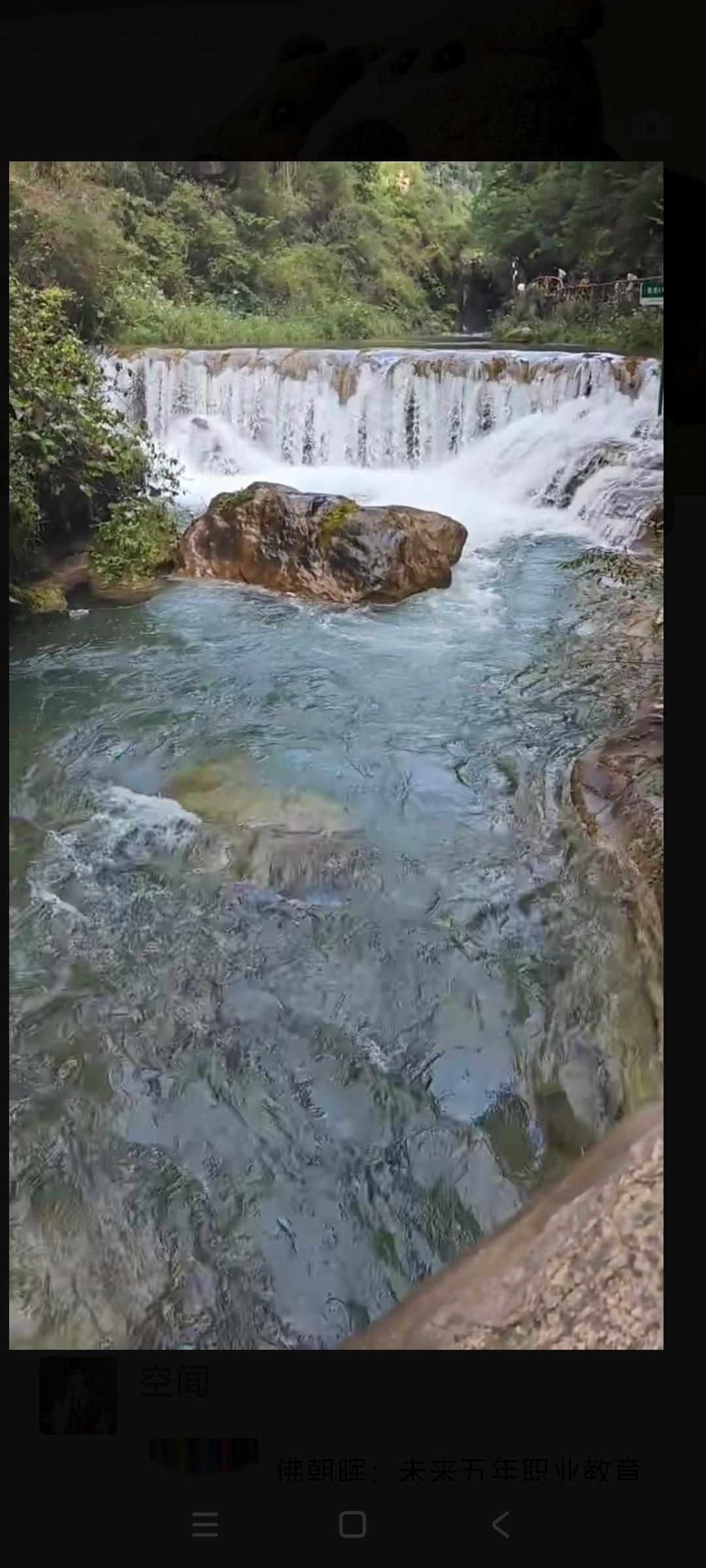 远亲不如近邻，这句话确实很受用。

我们小区是大学的教师公寓，所以都是一个单位的