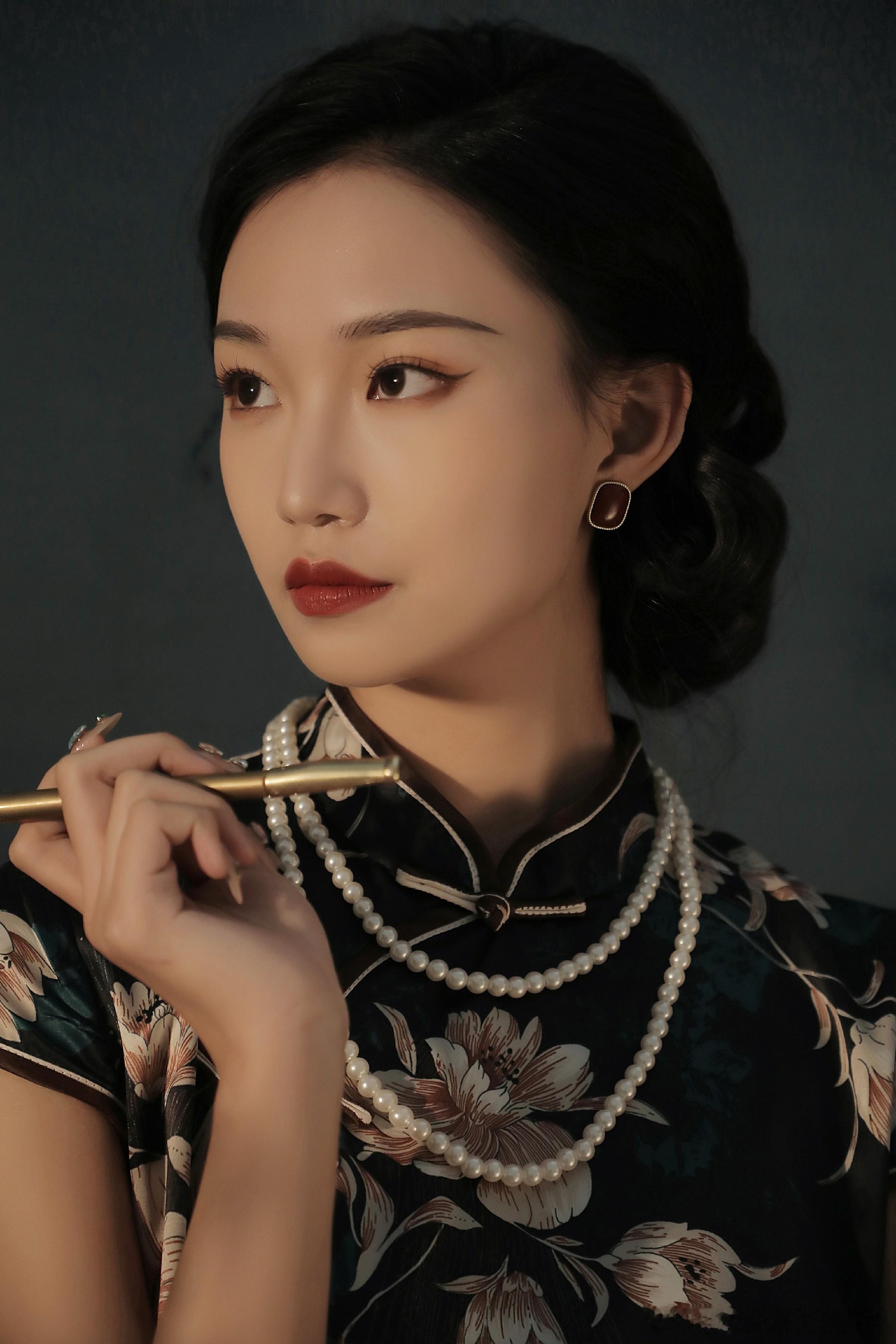 张千叶：待播清单手握八部大戏，这位“小倪妮”要凭气场杀出重围？ 真正让人对张千叶