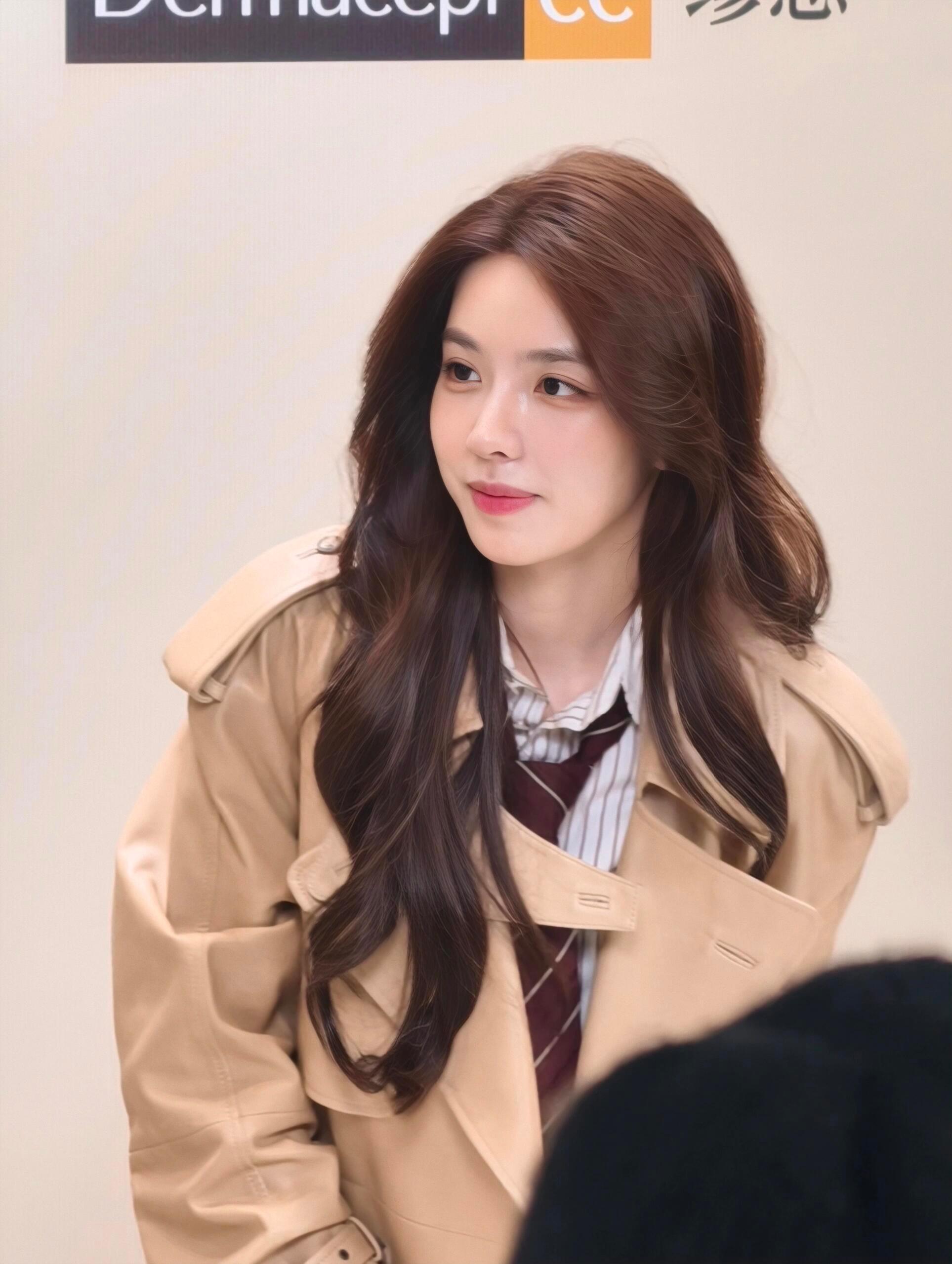 孙一宁 拍了半天全是丑照！ 