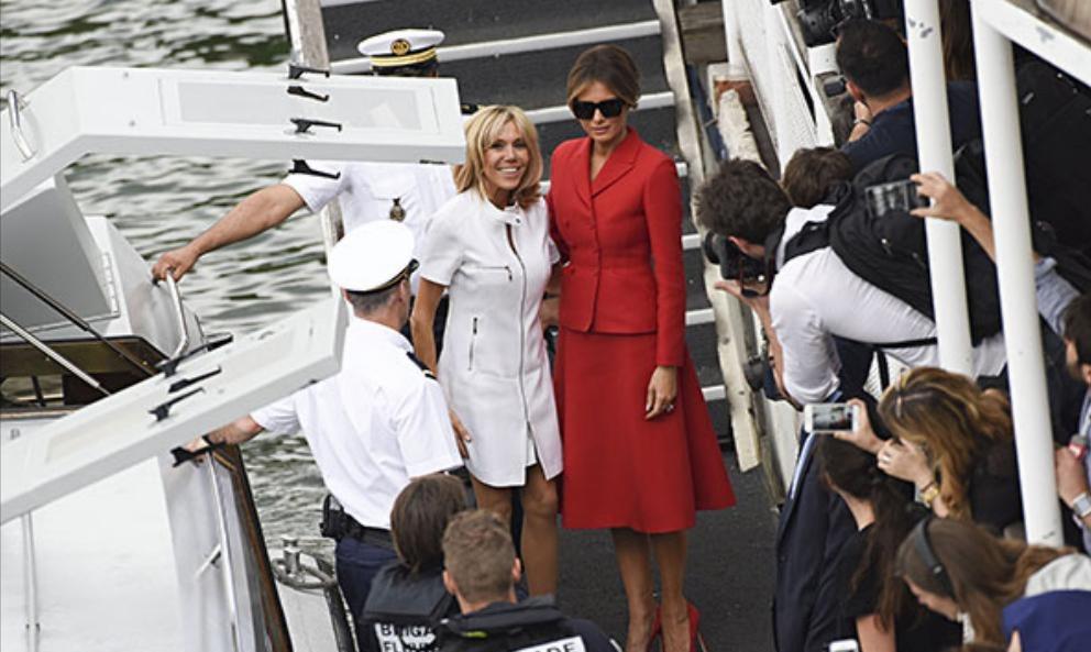 特朗普：马克龙被他老婆打的下巴现在还疼

特朗普说话一直口无遮拦，2026年4月