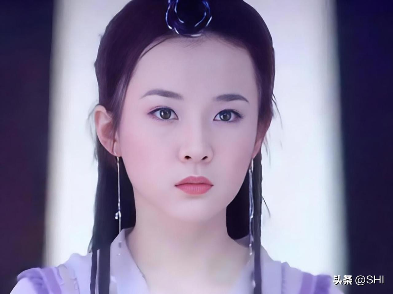 《欢天喜地七仙女》中，霍思燕的“紫儿”这六款头饰造型，你是喜欢她的天庭装扮呢还是