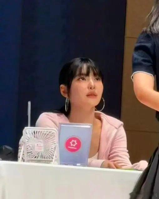 他咋长这样了 就这样还想回内娱？ 