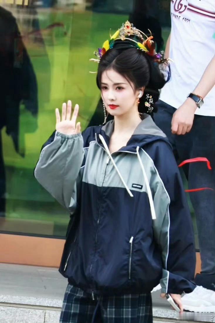 白鹿凤凰神女每次的路透都很惊艳[好喜欢] ​​​