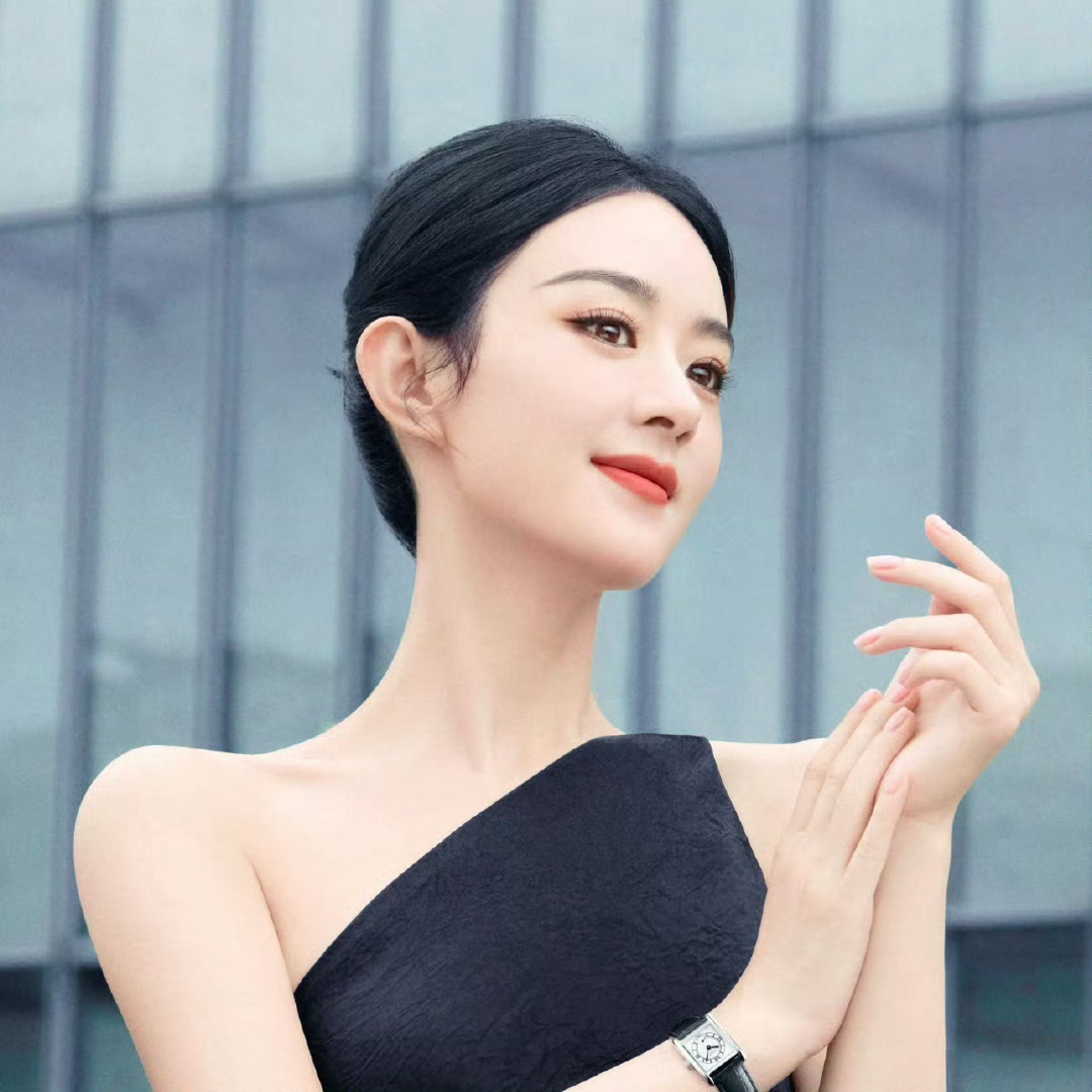 优雅知性，美丽动人[哈哈] ​​​