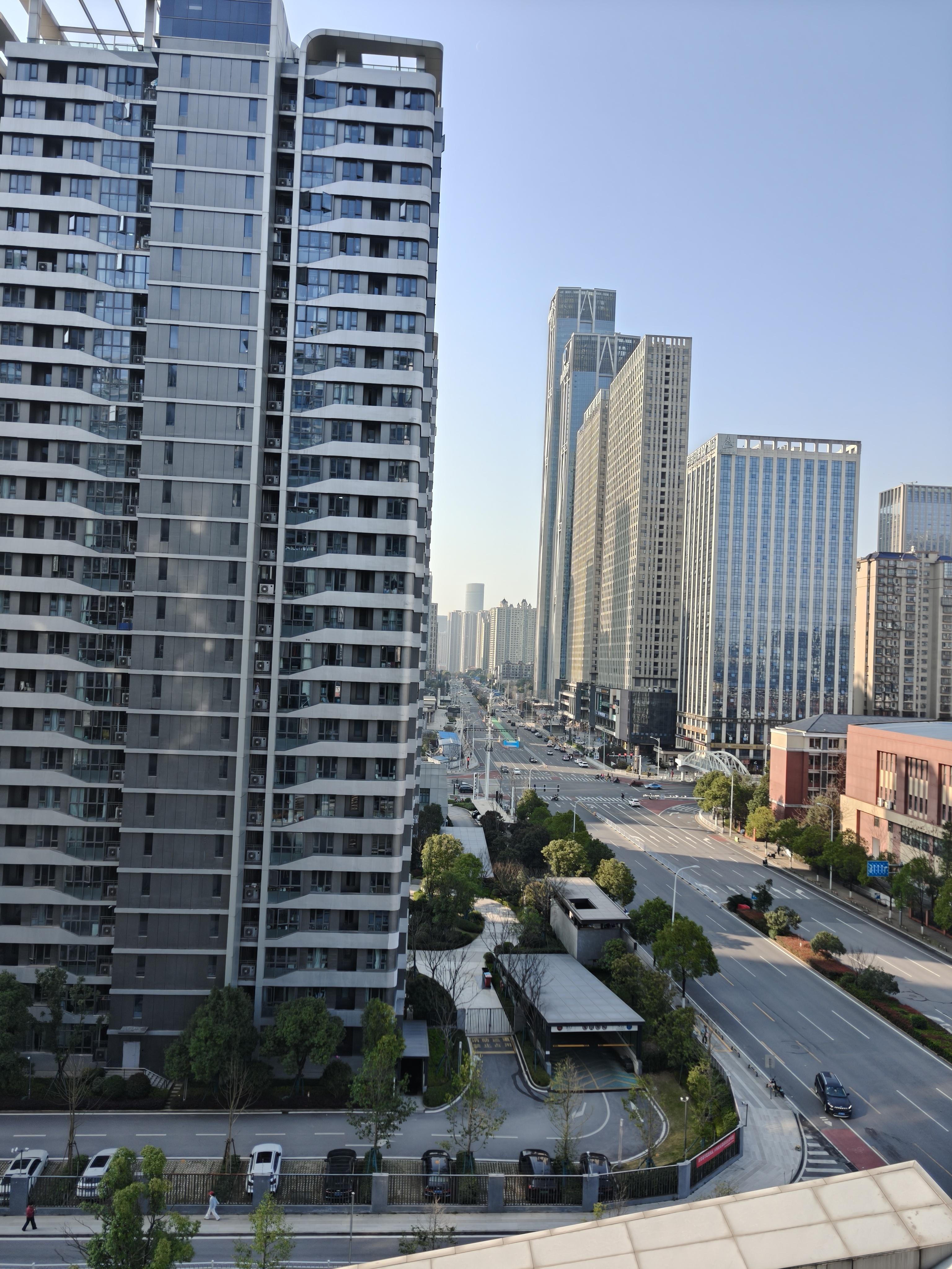 天气不错，出门遛娃