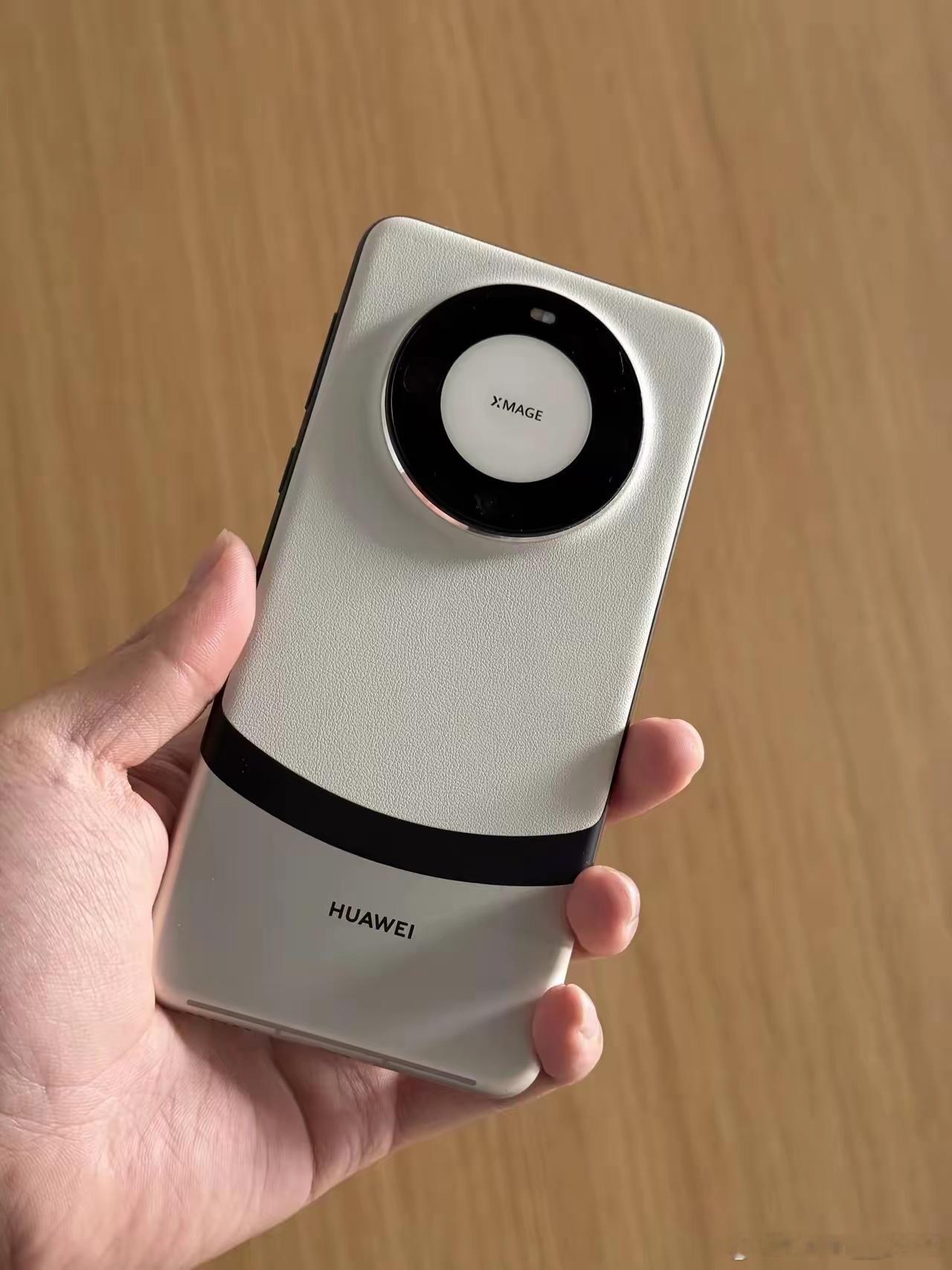 我觉得这款华为手机才是颜值巅峰 