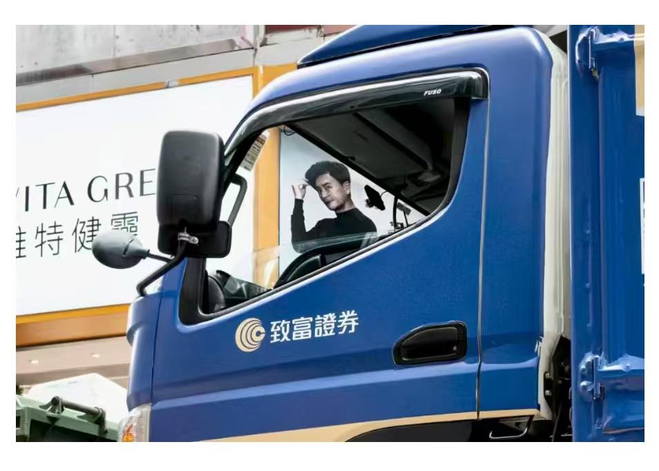 帅哥你谁呀[抠鼻][抠鼻]有句话怎么说，生活无巧不成书