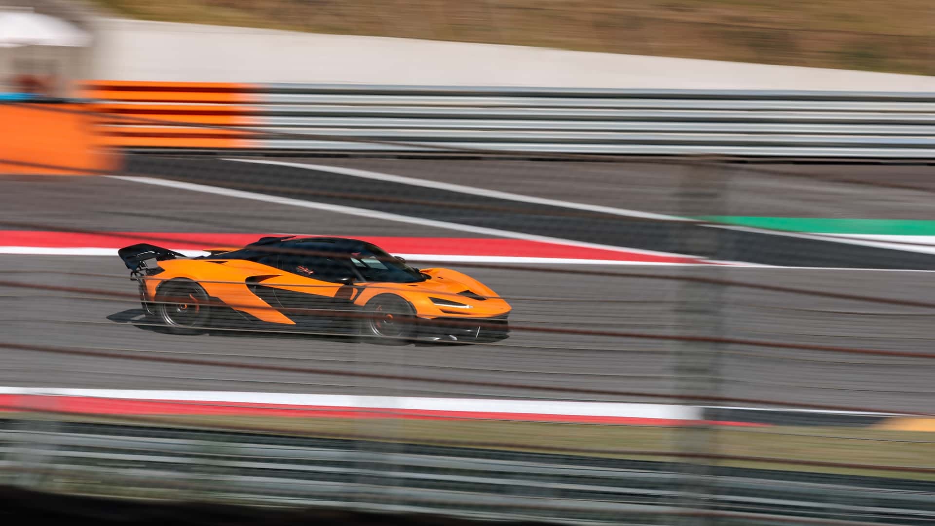 McLaren W1 