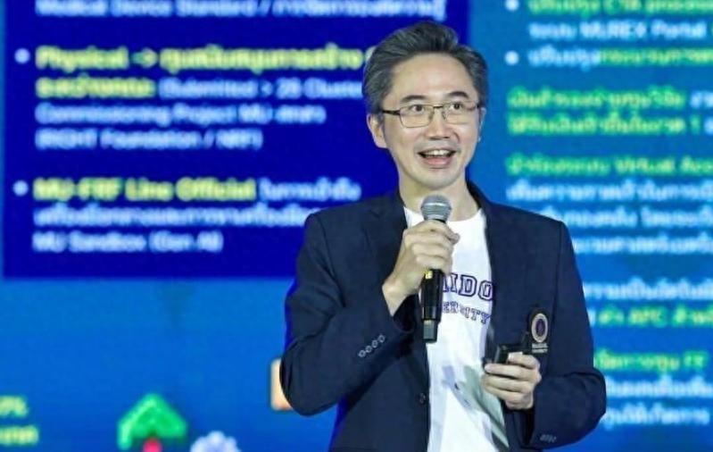 泰国大选倒计时！家族新秀横空出世，谁在暗中操控未来

泰国明年二月八号要大选了。