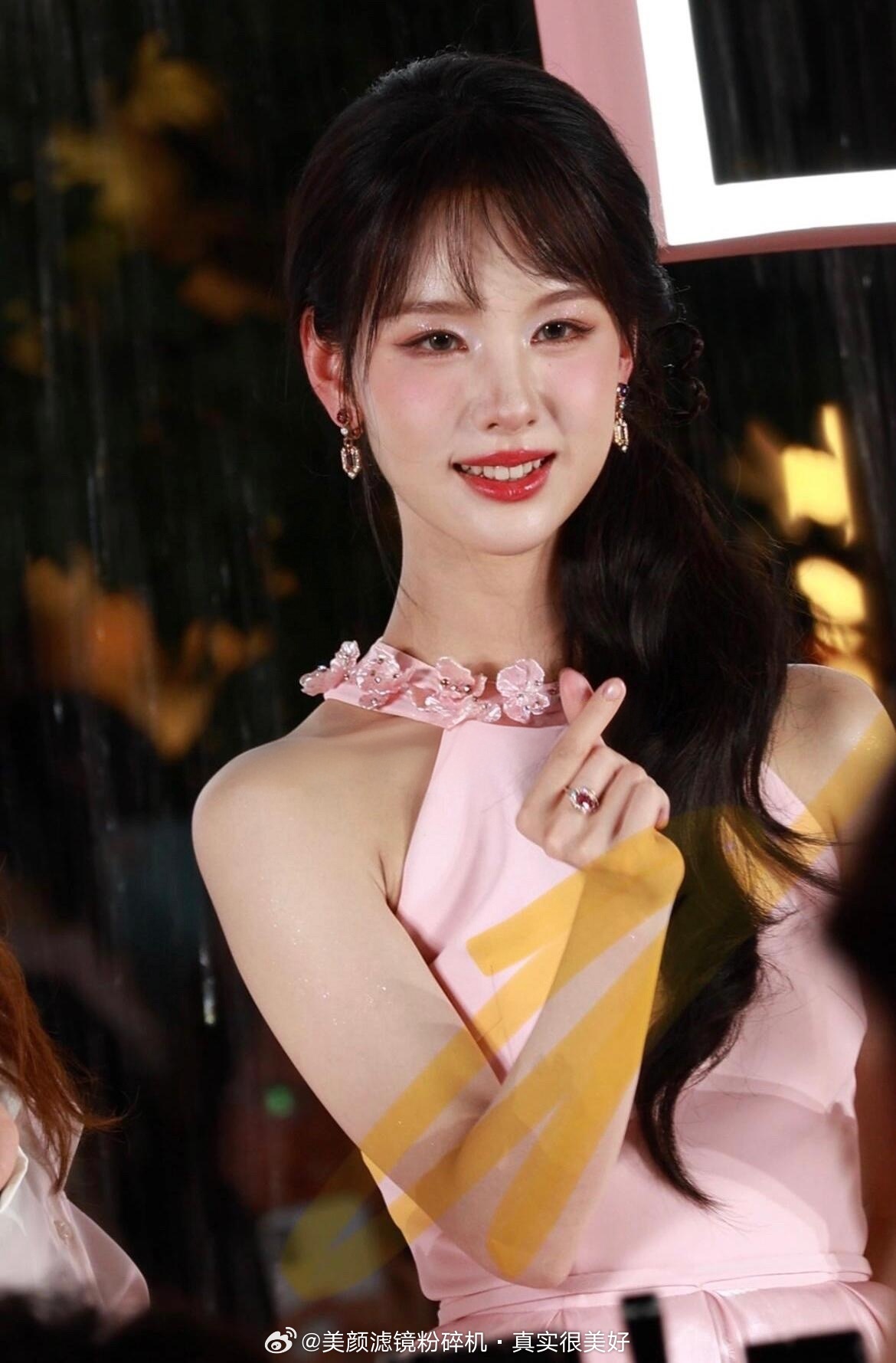 陈都灵昨日活动生图陈都灵 楚雨荨风 ​​​