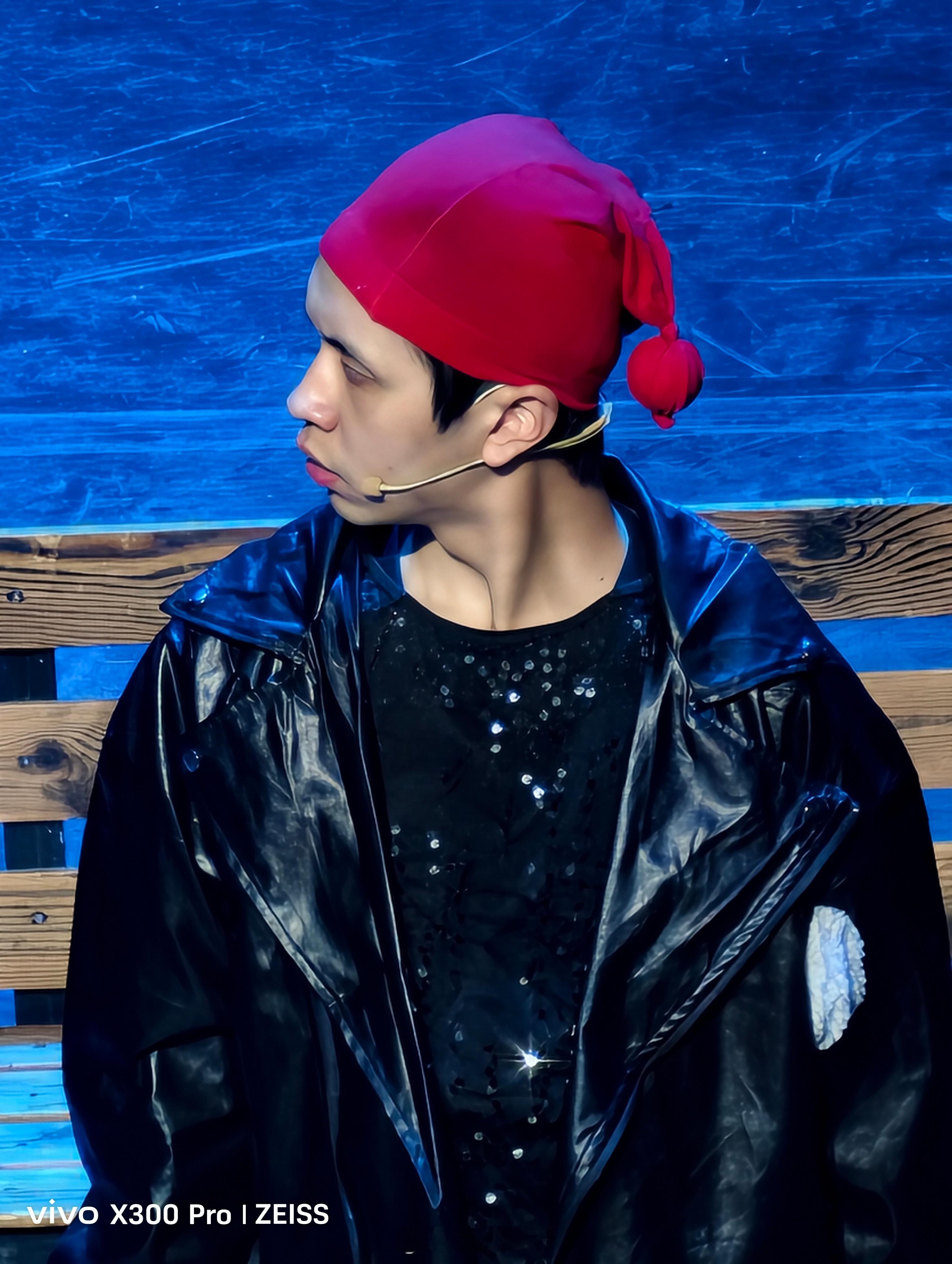 vivo X300 Pro、OPPO Find X9 Pro、华为Mate 80