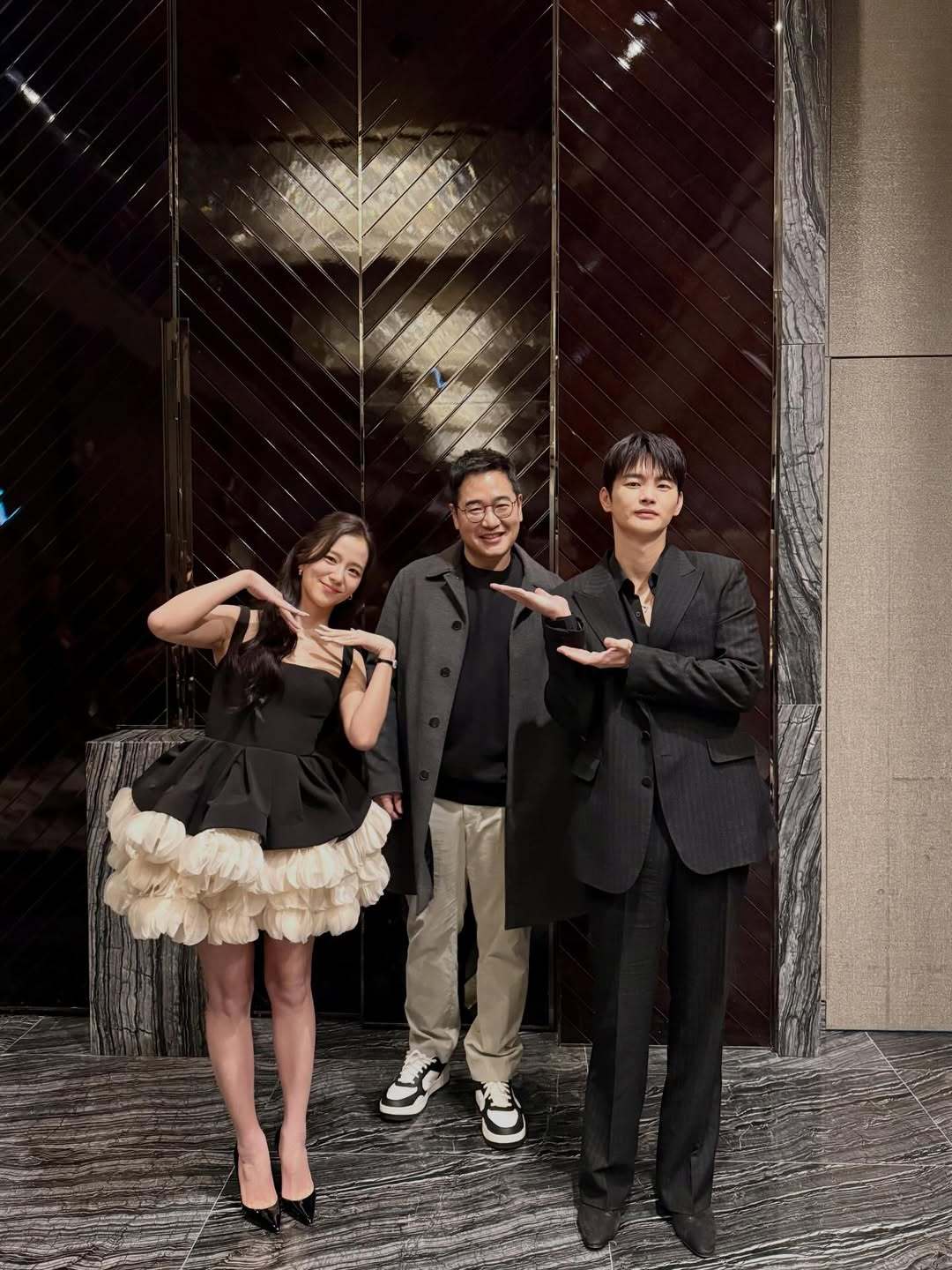 260226 banjjakhaeun更新Jisoo相关📸“请多多支持我们《月