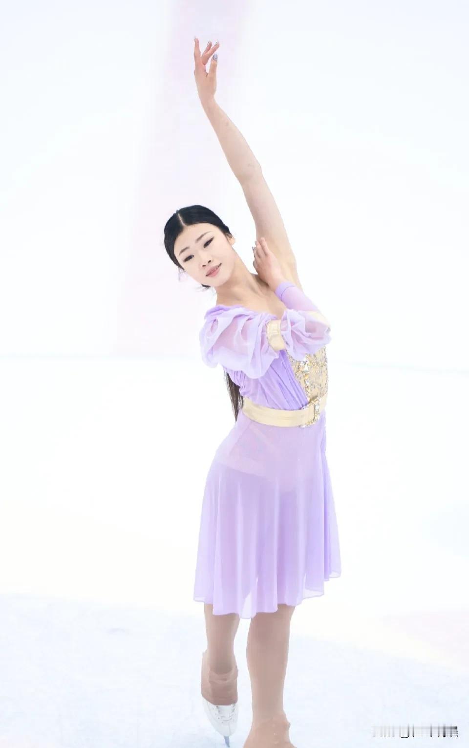 #花滑女单现状# 
下一届的米兰冬奥会恐怕见不到俄罗斯女单了，韩国花滑爆发丑闻也