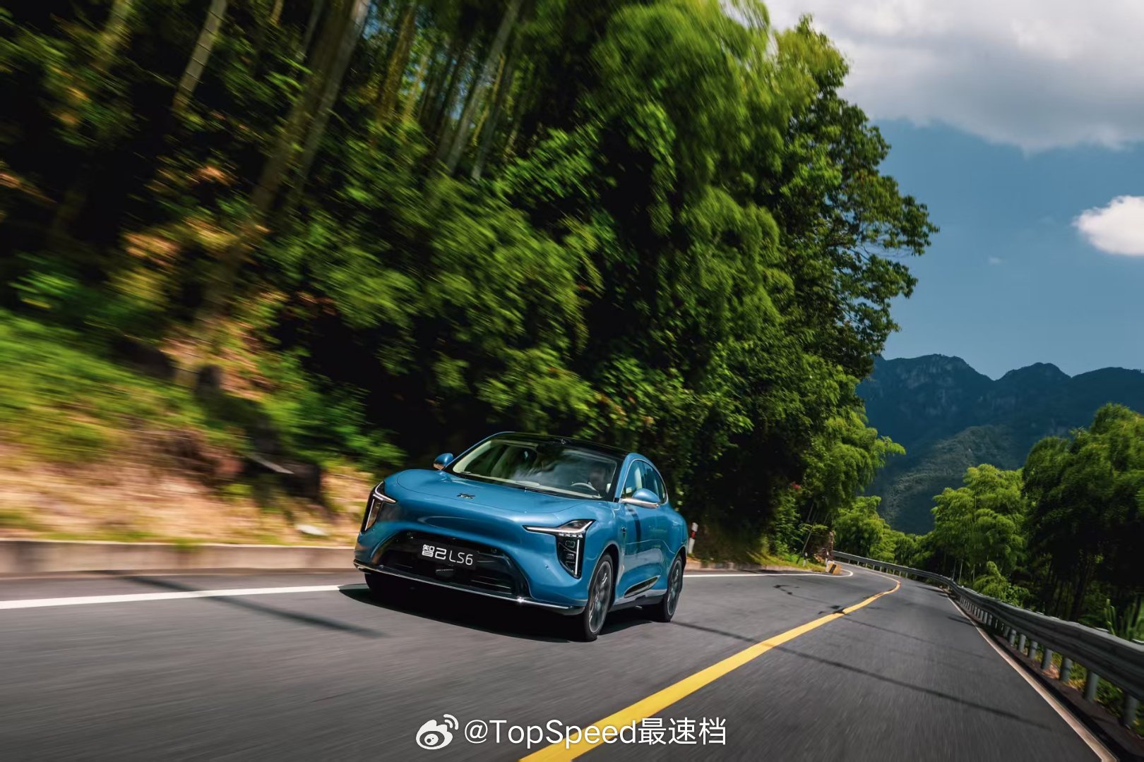 新一代智己LS6全系9款车型，上市权益价19.79万元-26.99万元增程纯电“