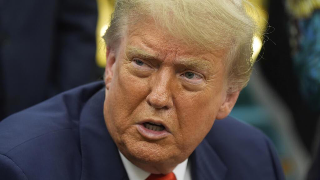 一个停火，两种表达！伊朗外长阿拉格齐当地时间8日凌晨称，作为对巴基斯坦方面请求的