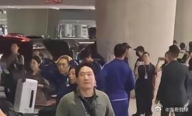 针对前韩国队主教练洪明甫执教期间的表现，数据模型揭示了其战术体系的显著问题。世界