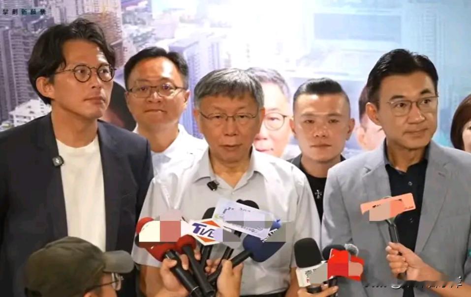 担心竹北蓝白不合蔓延， 柯文哲呼吁郑丽文出来说明并尽快跟黄国昌谈一谈

岛内地方